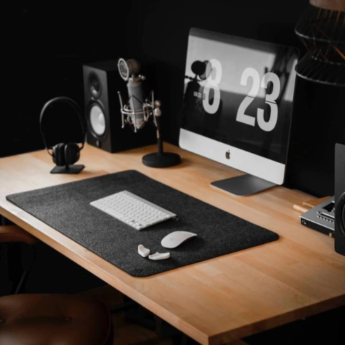 Fortis Minimalistic Desk Mat